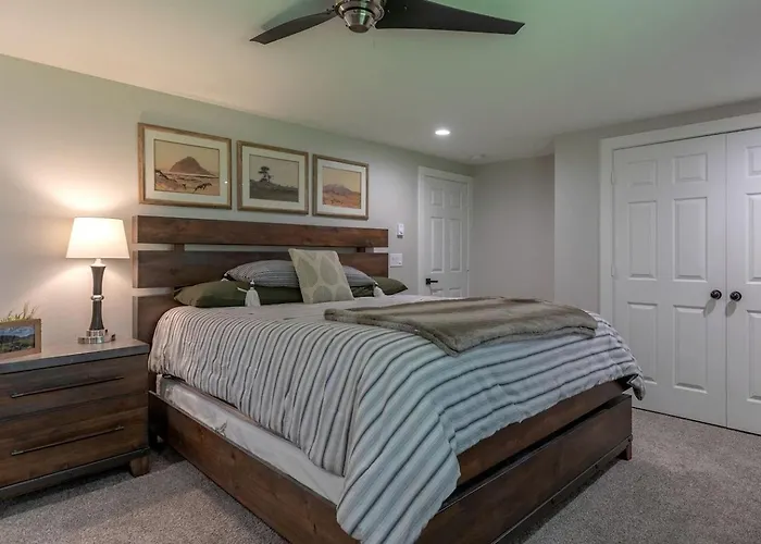 Ferienhaus Spacious Mountain-view Retreat With Deck Slide & Jacuzzi Near Outdoor Trails In Lincoln, Wyoming Thayne