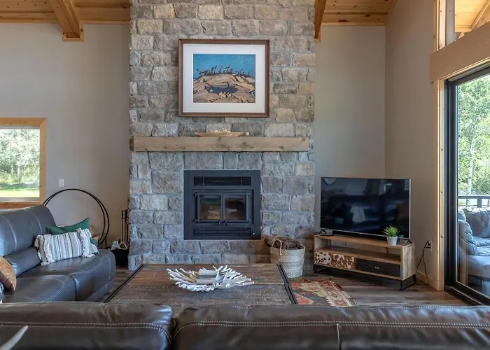 Ferienhaus Spacious Mountain-view Retreat With Deck Slide & Jacuzzi Near Outdoor Trails In Lincoln, Wyoming